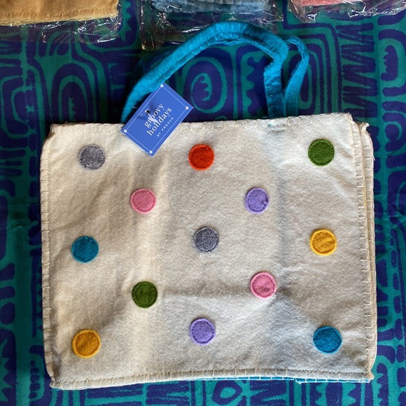 Easter Gift Bag Assortment 6 Brand New Bags, Groovy Holidays Cute Felt Designs - Picture 5 of 12